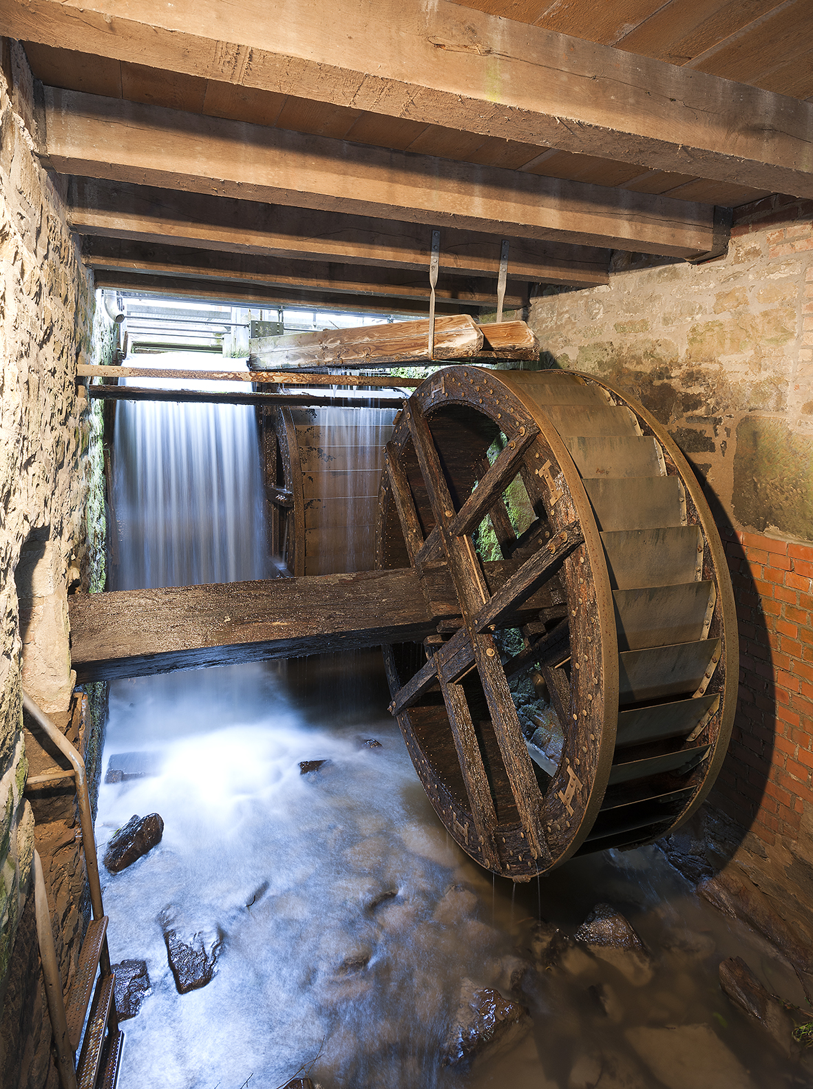  Machine, Wheel, Indoors