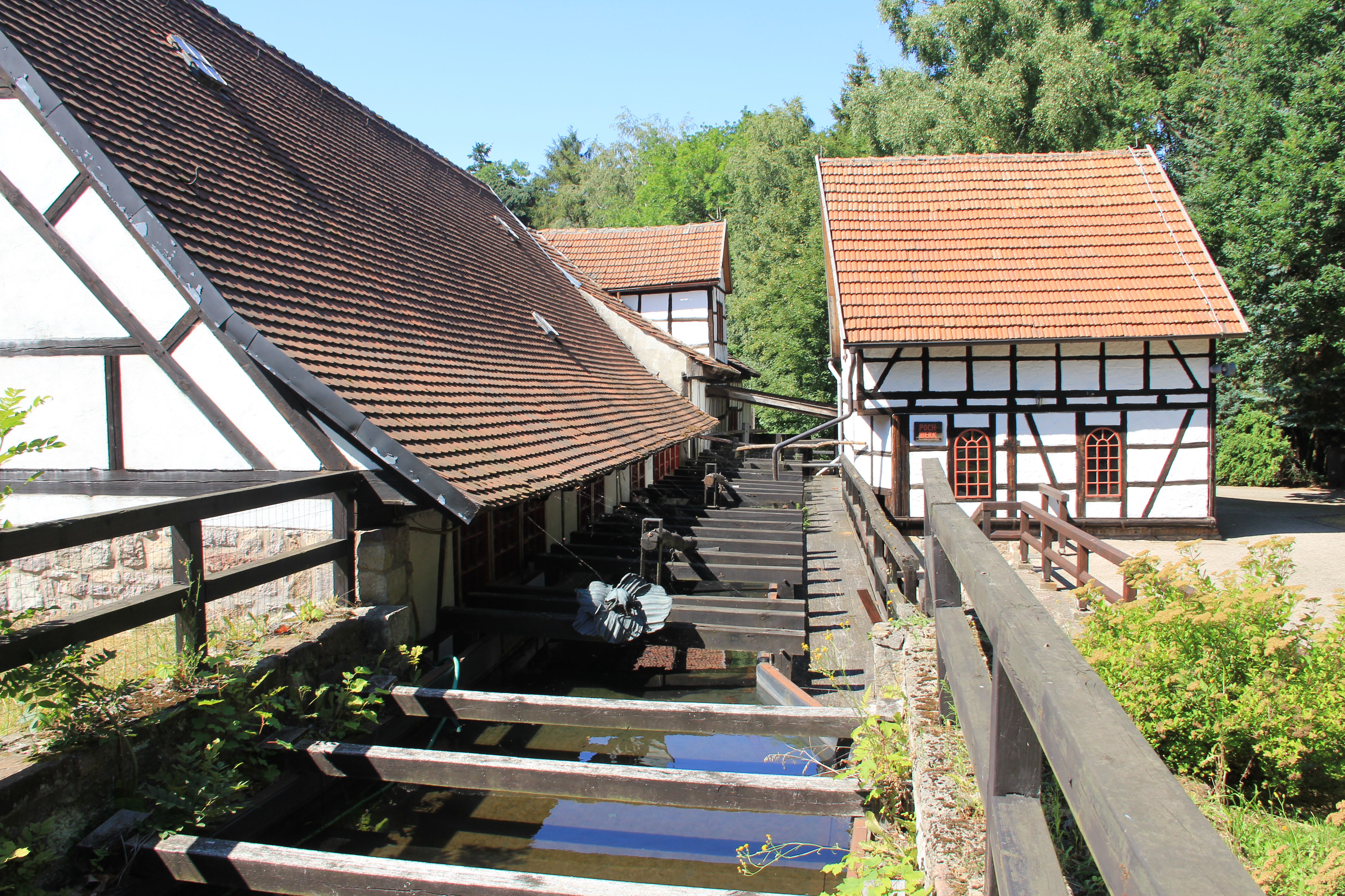  Architecture, Building, House, Housing, Roof, Outdoors