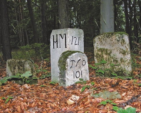  Tomb, Gravestone, Outdoors, Graveyard