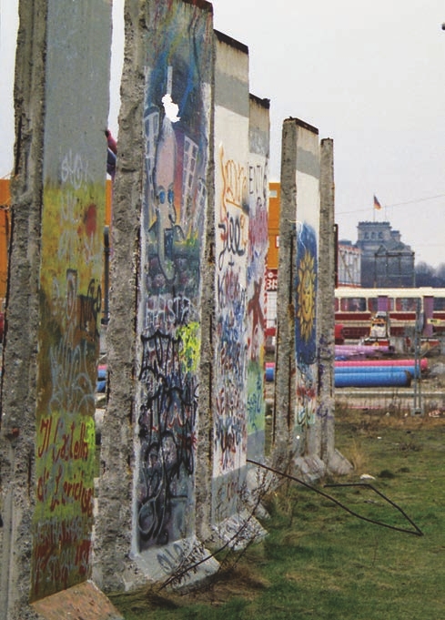  Berlin Wall Memorial, Landmark, Bus, Transportation, Vehicle, Person