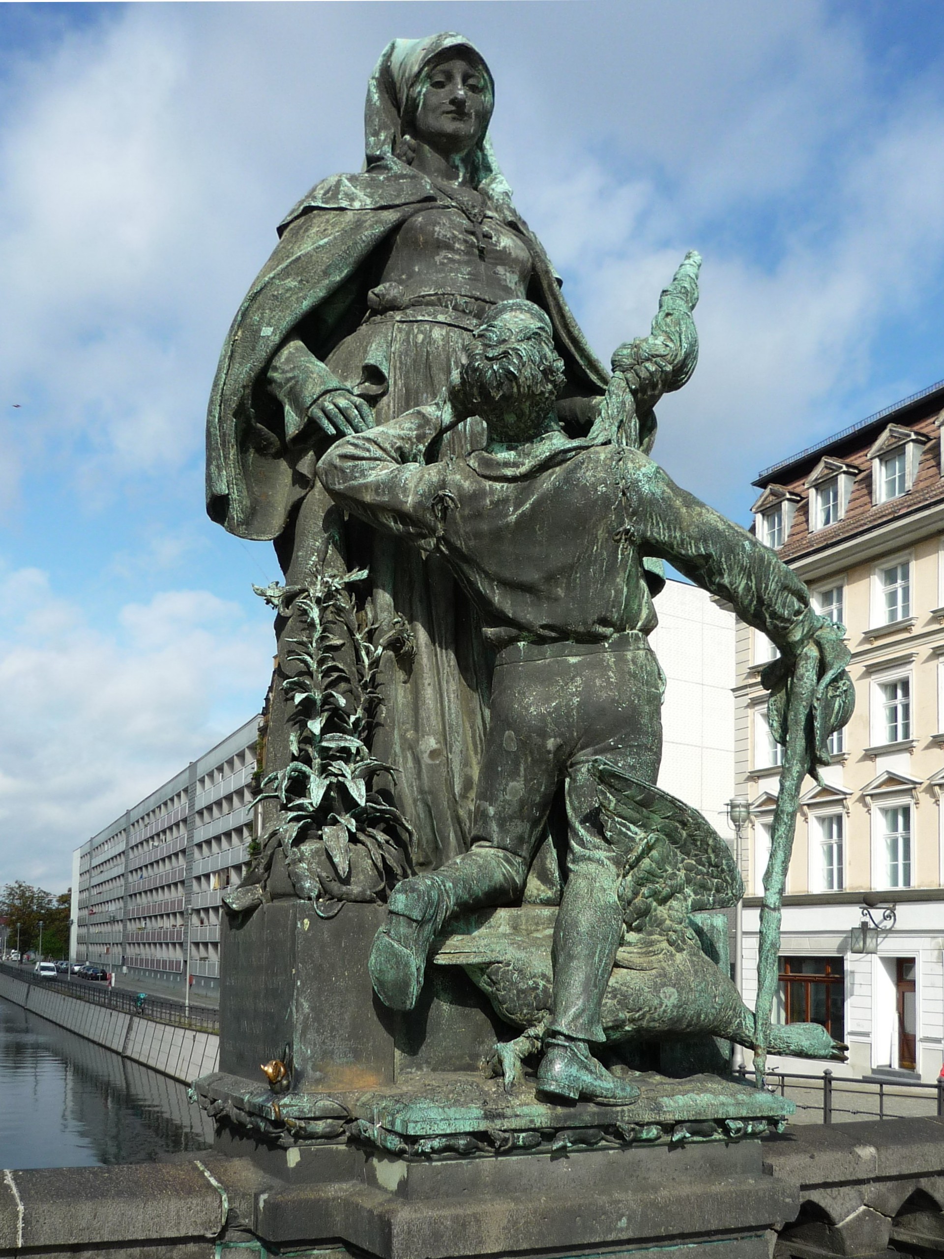  Architecture, Building, Monument, Person, Car, Transportation, Vehicle, Art, Monastery, Face, Head, Water, Antonio Canova