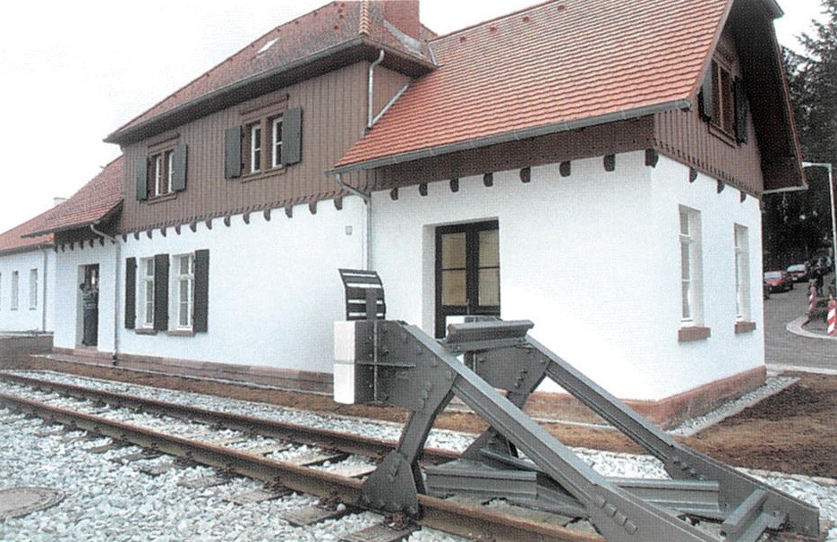  Terminal, Railway, Train, Train Station, Transportation, Vehicle, Architecture, Building, Housing, Car, Person, House, Roof